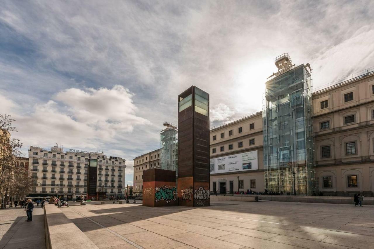 Modern With Ideal Location Next To Atocha Station Madrid Exterior foto