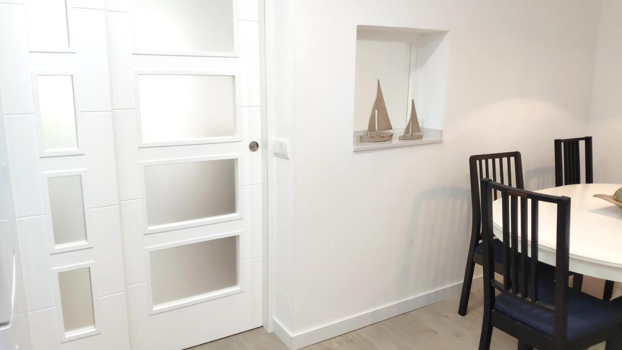 Modern With Ideal Location Next To Atocha Station Madrid Exterior foto